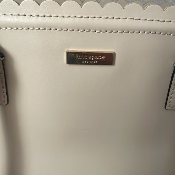 Kate Spade scalloped spring Marguerite Leather Satchel - Picture 10 of 10